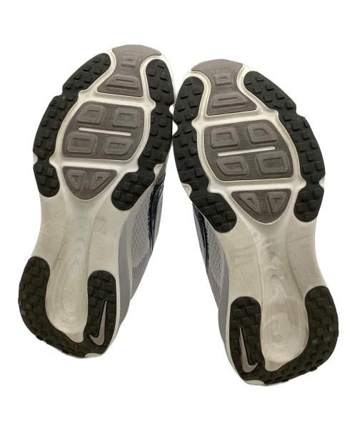 NIKE（ナイキ）NIKE (ナイキ) ランニングシューズ VOMERO ボメロ18 RUN ホワイト×ブラック サイズ:26.5の古着・服飾アイテム