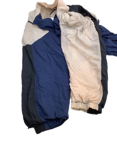 NIKE（ナイキ）NIKE (ナイキ) ナイロンジャケット　銀タグ ベージュ×ネイビー サイズ:XLの古着・服飾アイテム