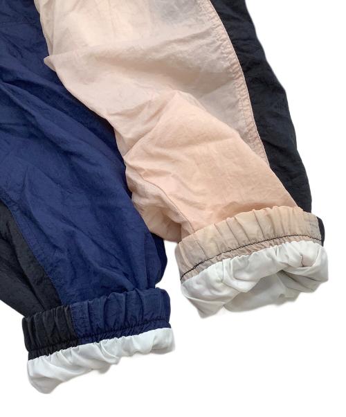 NIKE（ナイキ）NIKE (ナイキ) ナイロンジャケット　銀タグ ベージュ×ネイビー サイズ:XLの古着・服飾アイテム