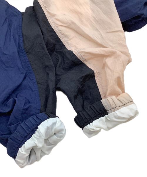 NIKE（ナイキ）NIKE (ナイキ) ナイロンジャケット　銀タグ ベージュ×ネイビー サイズ:XLの古着・服飾アイテム