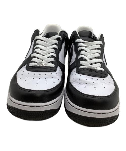 NIKE（ナイキ）NIKE (ナイキ) TERROR SQUAD (テラー スクワッド) ローカットスニーカー Air Force 1 Low QS ブラック×ホワイト サイズ:30の古着・服飾アイテム