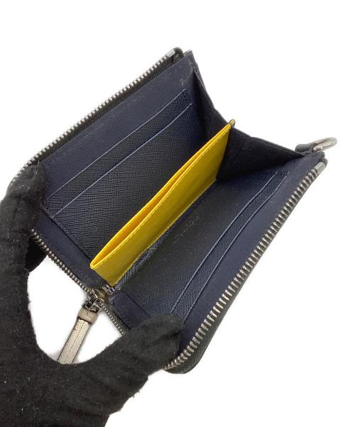 PRADA（プラダ）PRADA (プラダ) コインケース カモフラージュ柄 グレーの古着・服飾アイテム