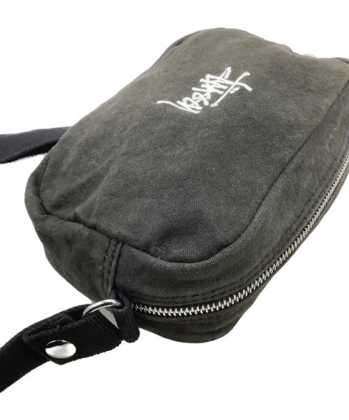 stussy（ステューシー）stussy (ステューシー) ショルダーポーチ グレーの古着・服飾アイテム