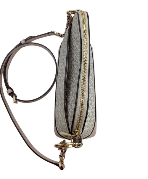 MICHAEL KORS（マイケル・コース）MICHAEL KORS (マイケル・コース) チェーンショルダーバッグ ホワイト×ピンクの古着・服飾アイテム