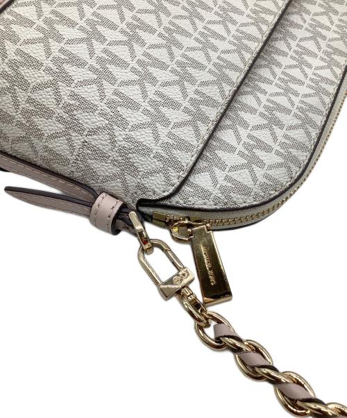 MICHAEL KORS（マイケル・コース）MICHAEL KORS (マイケル・コース) チェーンショルダーバッグ ホワイト×ピンクの古着・服飾アイテム