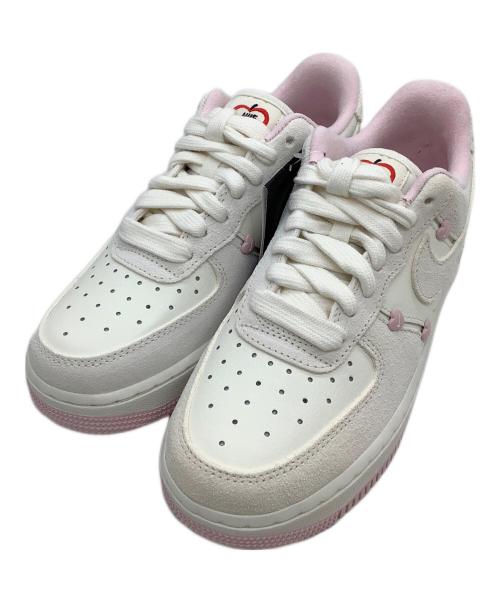 NIKE（ナイキ）NIKE (ナイキ) ローカットスニーカー　AIR FORCE 1 '07 LX ホワイト×ピンク サイズ:23.5の古着・服飾アイテム