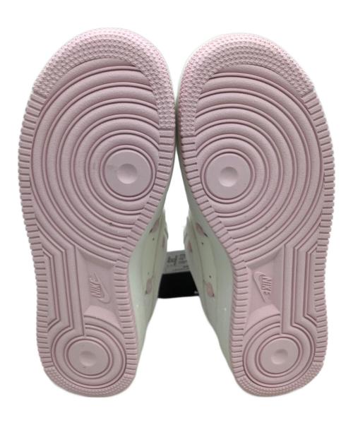 NIKE（ナイキ）NIKE (ナイキ) ローカットスニーカー　AIR FORCE 1 '07 LX ホワイト×ピンク サイズ:23.5の古着・服飾アイテム