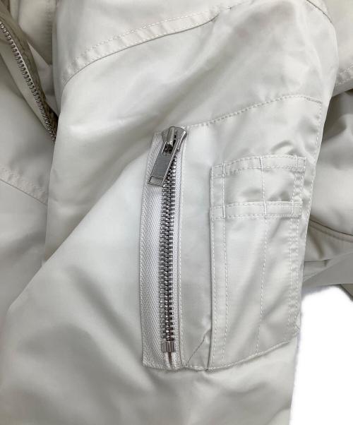 upper hights（アッパーハイツ）upper hights (アッパーハイツ) ミリタリーコート THE U-2 LONG HOODIE オフホワイトの古着・服飾アイテム