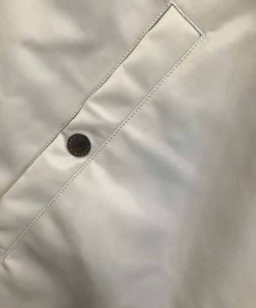 upper hights（アッパーハイツ）upper hights (アッパーハイツ) ミリタリーコート THE U-2 LONG HOODIE オフホワイトの古着・服飾アイテム