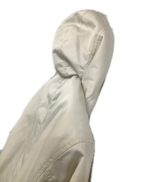upper hights（アッパーハイツ）upper hights (アッパーハイツ) ミリタリーコート THE U-2 LONG HOODIE オフホワイトの古着・服飾アイテム