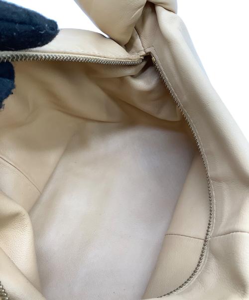 BOTTEGA VENETA（ボッテガベネタ）BOTTEGA VENETA (ボッテガベネタ) ダブルノットミニバッグ ベージュの古着・服飾アイテム