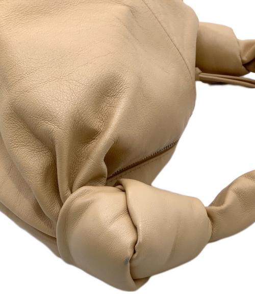 BOTTEGA VENETA（ボッテガベネタ）BOTTEGA VENETA (ボッテガベネタ) ダブルノットミニバッグ ベージュの古着・服飾アイテム