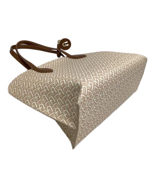 FURLA（フルラ）FURLA (フルラ) ヴィットリアトートバッグ アーチロゴモノグラムの古着・服飾アイテム