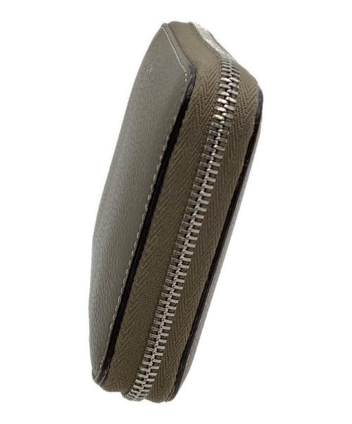 CELINE（セリーヌ）CELINE (セリーヌ) ラウンドジップウォレット グレーの古着・服飾アイテム