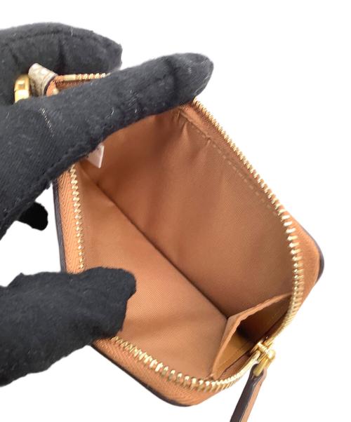 MCM（エムシーエム）MCM (エムシーエム) ジップカードケース　ランヤード ブラウンの古着・服飾アイテム