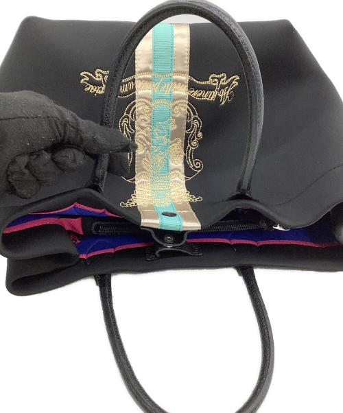 A.D.M.J.（エーディーエムジェイ）A.D.M.J. (エーディーエムジェイ) ハンドバッグ マジックライト センターリボントートM ブラックの古着・服飾アイテム