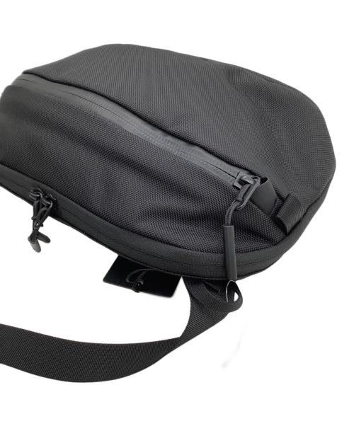 AER（エアー）AER (エアー) ショルダーバッグ　DAY SLING 3MAXの古着・服飾アイテム