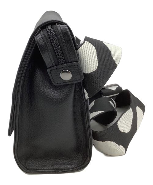 EAR（イア）EAR (イア) メッセンジャーバッグ ブラックの古着・服飾アイテム