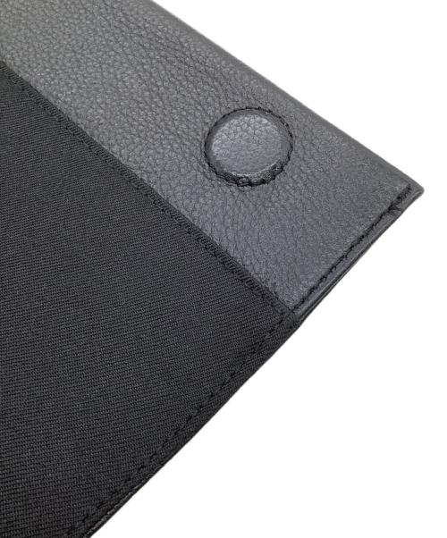 EAR（イア）EAR (イア) メッセンジャーバッグ ブラックの古着・服飾アイテム