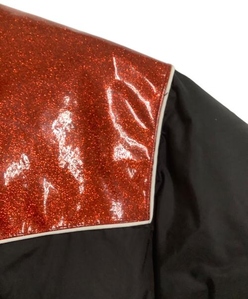 SUPREME（シュプリーム）SUPREME (シュプリーム) ダウンジャケット　Glitter Yoke Down Puffer Jacket　22AW レッド×ブラック サイズ:Sの古着・服飾アイテム