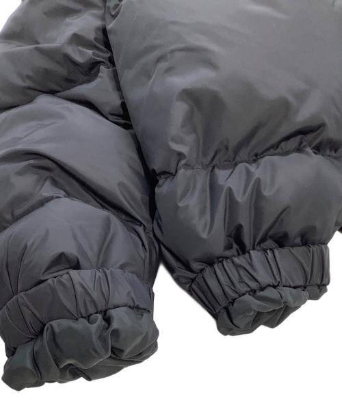 SUPREME（シュプリーム）SUPREME (シュプリーム) ダウンジャケット　Glitter Yoke Down Puffer Jacket　22AW レッド×ブラック サイズ:Sの古着・服飾アイテム