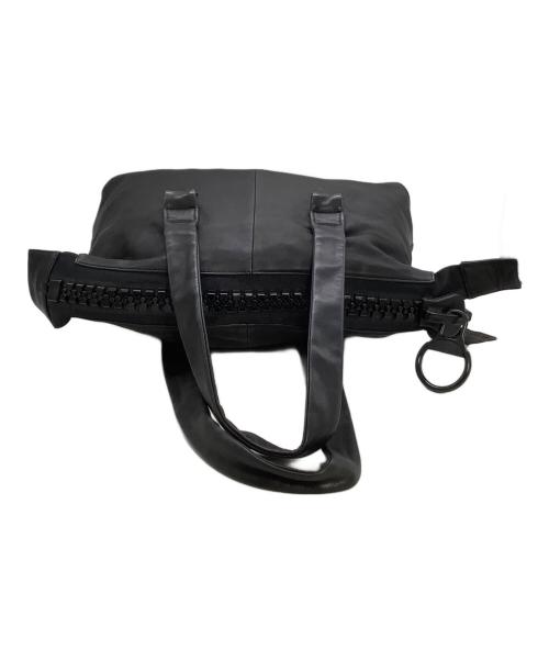 kawa-kawa（カワカワ）kawa-kawa (カワカワ) トートバッグ ビッグジップ ブラックの古着・服飾アイテム