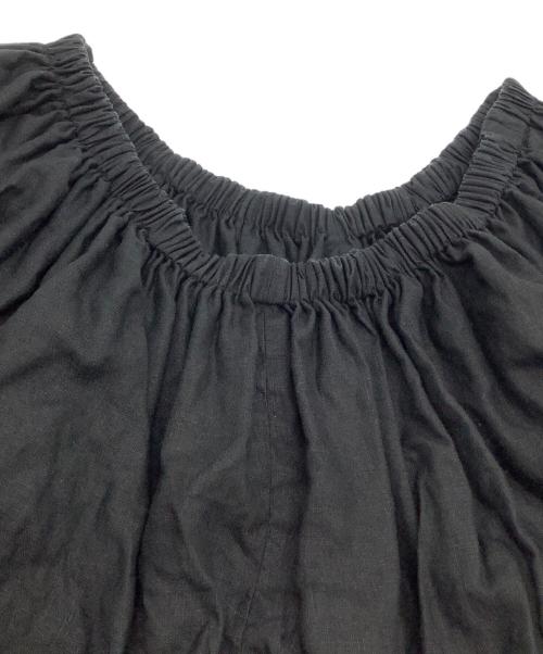 Whim Gazette（ウィムガゼット）Whim Gazette (ウィムガゼット) リネンオフショルブラウス ブラック サイズ:freeの古着・服飾アイテム