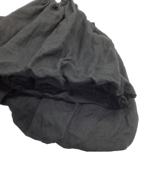 Whim Gazette（ウィムガゼット）Whim Gazette (ウィムガゼット) リネンオフショルブラウス ブラック サイズ:freeの古着・服飾アイテム