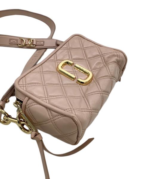 MARC JACOBS（マークジェイコブズ）MARC JACOBS (マークジェイコブズ) ショルダーバッグ THE QUILTED SOFTSHOT ピンクの古着・服飾アイテム