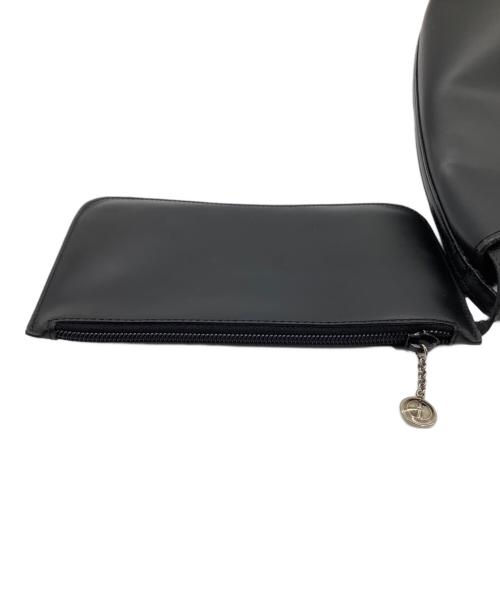 GUCCI（グッチ）GUCCI (グッチ) セミショルダーバッグ ブラックの古着・服飾アイテム