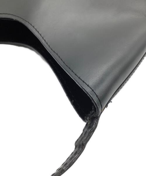 GUCCI（グッチ）GUCCI (グッチ) セミショルダーバッグ ブラックの古着・服飾アイテム