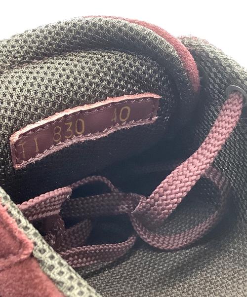 VALENTINO GARAVANI（ヴァレンティノ・ガラヴァーニ）VALENTINO GARAVANI (ヴァレンティノ・ガラヴァーニ) ローカットスニーカー レッド×ネイビー サイズ:40の古着・服飾アイテム