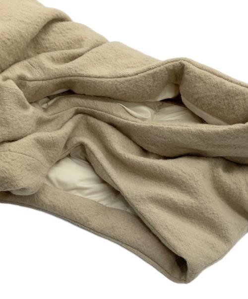 COSMIC WONDER（コズミックワンダー）COSMIC WONDER (コズミックワンダー) ダウンベスト　Folk down vest　光の夢　 ベージュ サイズ:Lの古着・服飾アイテム