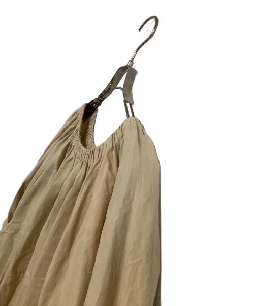 Curensology（カレンソロジー）Curensology (カレンソロジー) 半袖ワンピース ベージュ サイズ:freeの古着・服飾アイテム