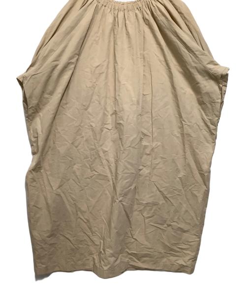 Curensology（カレンソロジー）Curensology (カレンソロジー) 半袖ワンピース ベージュ サイズ:freeの古着・服飾アイテム