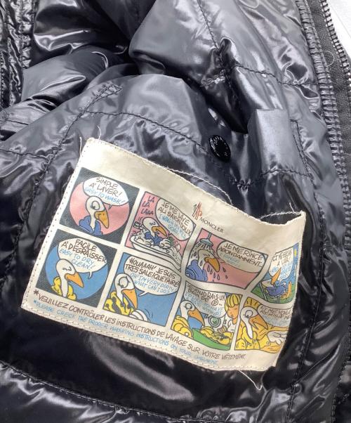 MONCLER（モンクレール）MONCLER (モンクレール) ダウンジャケット　AUBURN ネイビー サイズ:3の古着・服飾アイテム