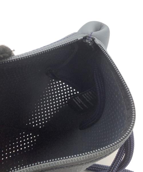 STATE OF ESCAPE（ステイトオブエスケープ）STATE OF ESCAPE (ステイトオブエスケープ) ショルダーバッグ　フェスティバルミニ グレー×ネイビーの古着・服飾アイテム