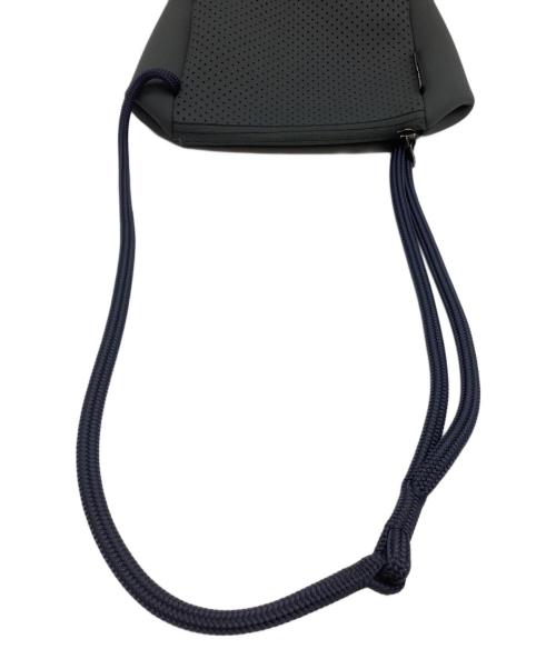 STATE OF ESCAPE（ステイトオブエスケープ）STATE OF ESCAPE (ステイトオブエスケープ) ショルダーバッグ　フェスティバルミニ グレー×ネイビーの古着・服飾アイテム