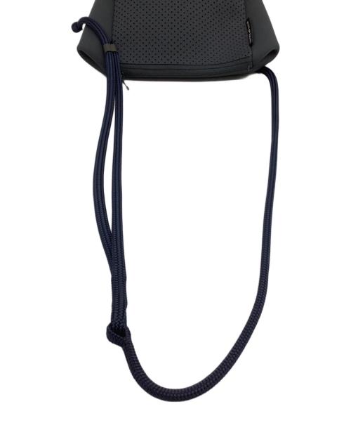 STATE OF ESCAPE（ステイトオブエスケープ）STATE OF ESCAPE (ステイトオブエスケープ) ショルダーバッグ　フェスティバルミニ グレー×ネイビーの古着・服飾アイテム