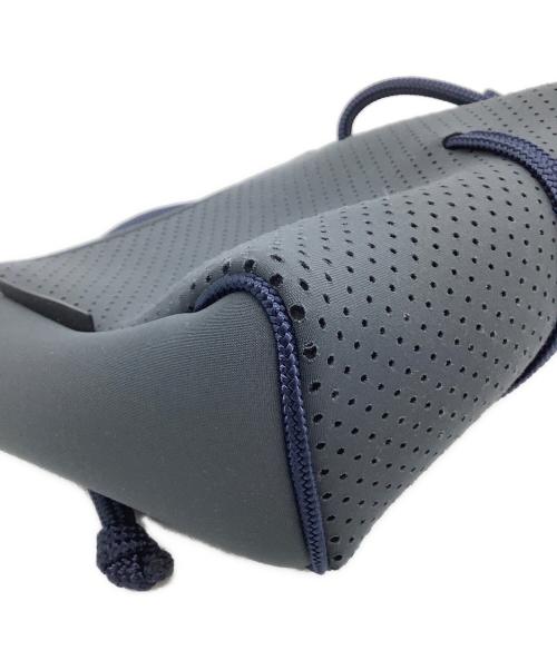 STATE OF ESCAPE（ステイトオブエスケープ）STATE OF ESCAPE (ステイトオブエスケープ) ショルダーバッグ　フェスティバルミニ グレー×ネイビーの古着・服飾アイテム