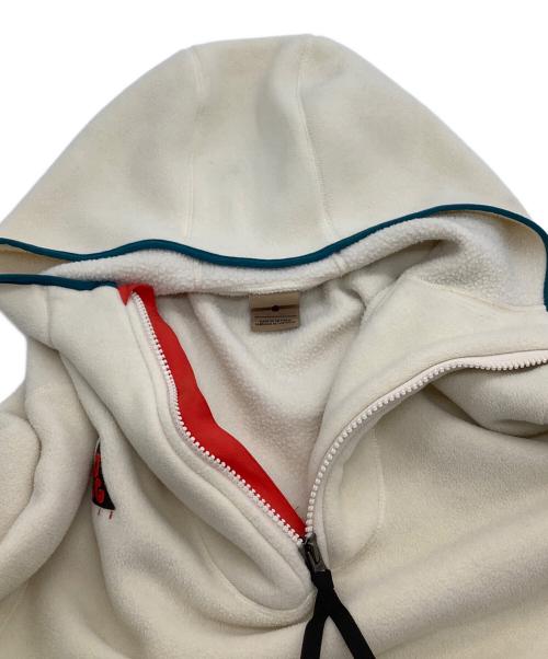 NIKE ACG（ナイキエーシージー）NIKE ACG (ナイキエーシージー) フリースジャケット アイボリー サイズ:XSの古着・服飾アイテム