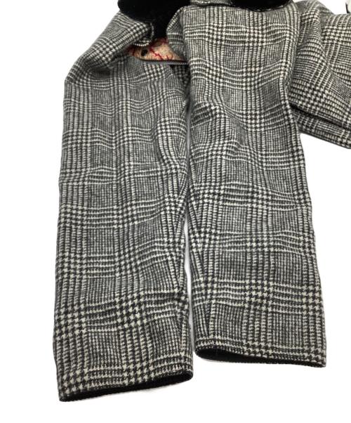 Barbour（バブアー）Barbour (バブアー) ジップジャケット　BEAUFORT　グレンチェック 裏地ペイズリー ブラック×ホワイト サイズ:38の古着・服飾アイテム