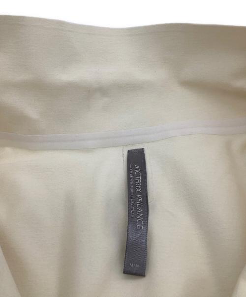 ARC'TERYX VEILANCE（アークテリクスヴェイランス）ARC'TERYX VEILANCE (アークテリクスヴェイランス) ポロシャツ　METRON SS POLO イエロー サイズ:Mの古着・服飾アイテム