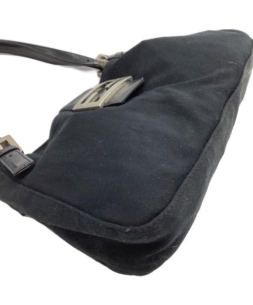 FENDI（フェンディ）FENDI (フェンディ) ショルダーバッグ ブラックの古着・服飾アイテム