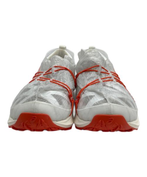 asics（アシックス）asics (アシックス) ローカットスニーカー KENGO KUMA ホワイト×オレンジ サイズ:27.5 未使用品の古着・服飾アイテム