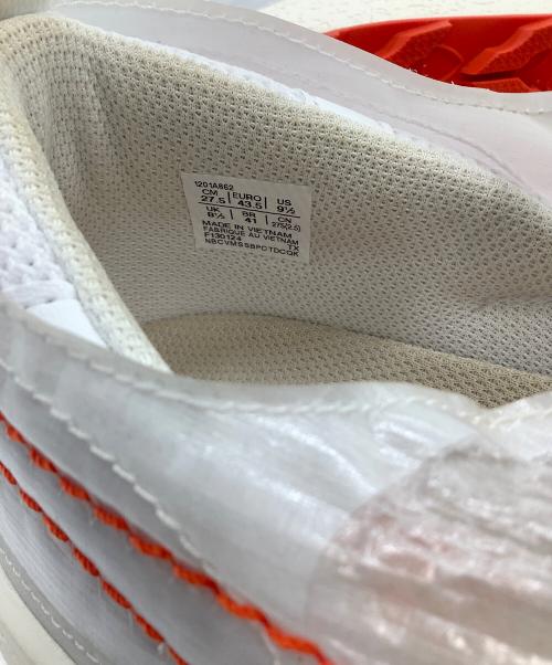 asics（アシックス）asics (アシックス) ローカットスニーカー KENGO KUMA ホワイト×オレンジ サイズ:27.5 未使用品の古着・服飾アイテム