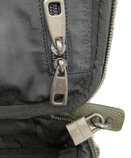 DOLCE & GABBANA（ドルチェ＆ガッバーナ）DOLCE & GABBANA (ドルチェ＆ガッバーナ) レザーキャリーバッグ カーキの古着・服飾アイテム