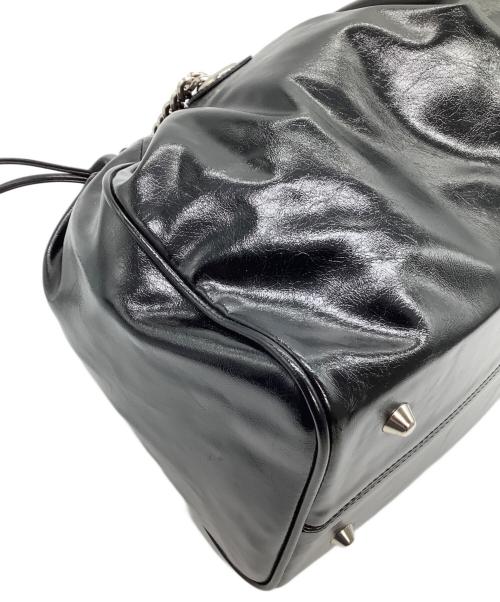 BADGIGI（バッドジジ）BADGIGI (バッドジジ) チェーンショルダーバッグ チェーン スクエア ドローストリング ブラック×シルバーの古着・服飾アイテム