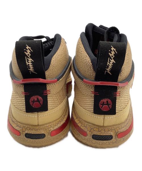 NIKE（ナイキ）NIKE (ナイキ) スニーカー AIR JORDAN ベージュ サイズ:25.5の古着・服飾アイテム