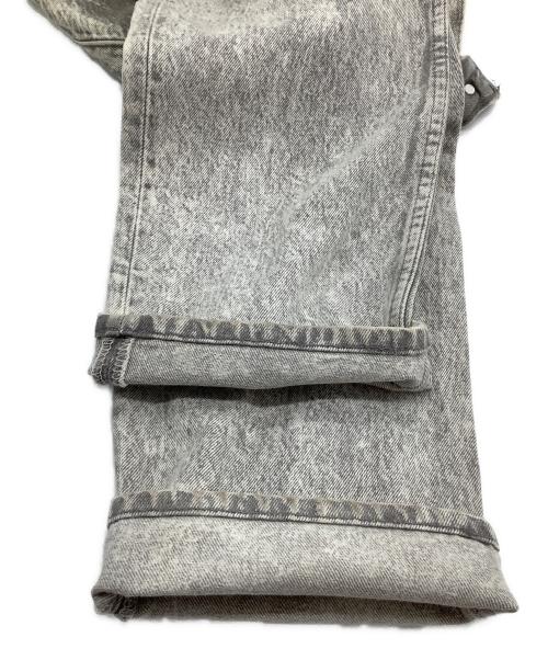 LEVI'S（リーバイス）LEVI'S (リーバイス) デニムパンツ グレー サイズ:W33×L32の古着・服飾アイテム